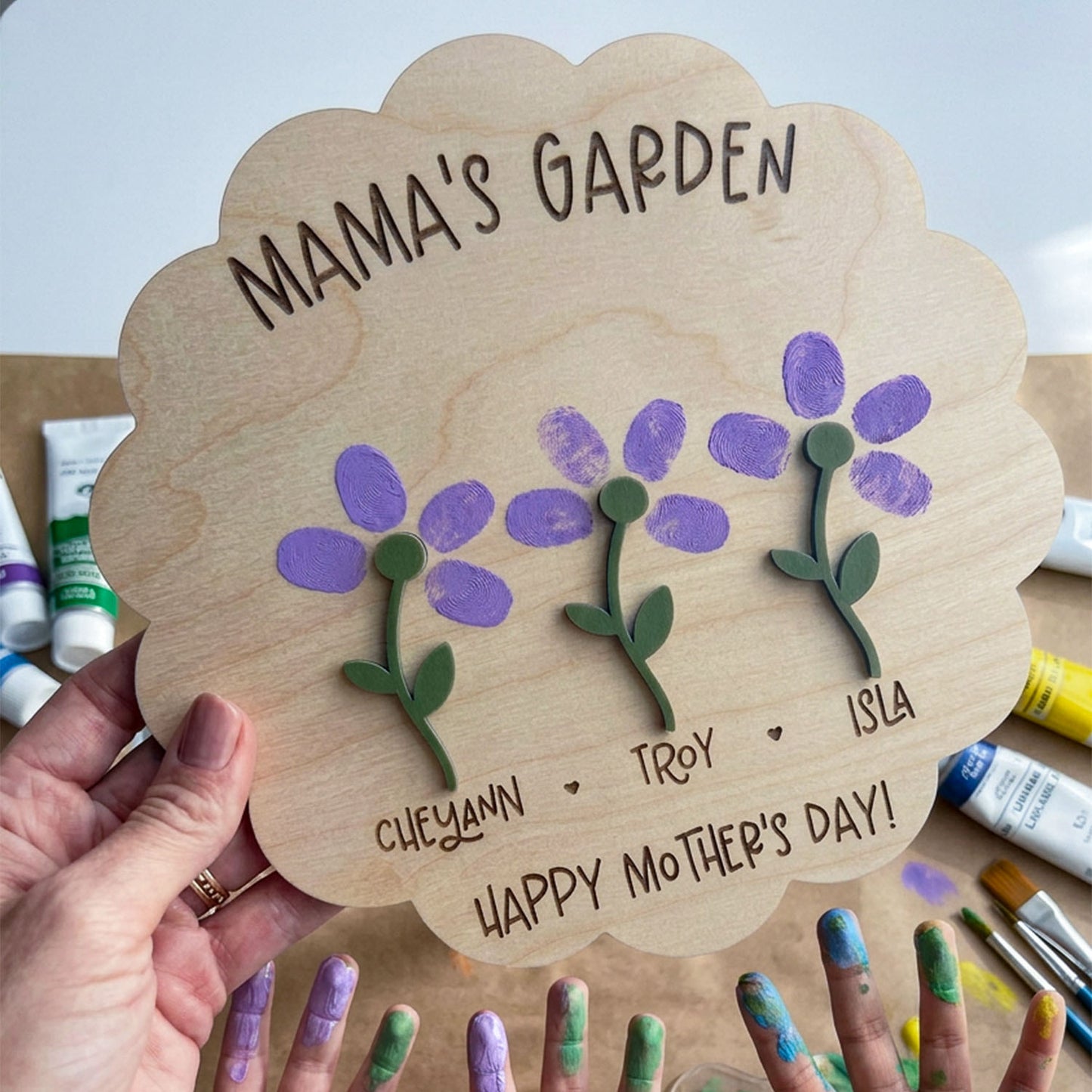 Personalized DIY Mom Fingerprint Flower Sign, Custom Wooden Mama Garden Sign with Kids Names, Family Fingerprint Art Gift for Mom Grandma, Mother’s Day Keepsake Decor