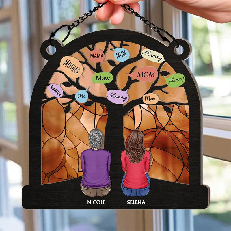 Personalized Mom Tree Window Hanging Suncatcher Ornament, Meaningful  Mother's Day Gift for Mom And Grandma