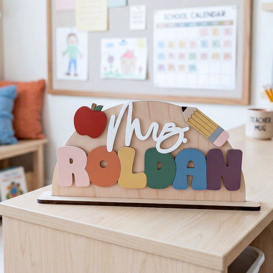 Personalized Teacher Name Desk Sign, Custom Classroom Name Sign for Teacher, Colorful Pencil Apple Design Wooden Name Plaque, End Of School Year Gift, Classroom Decor
