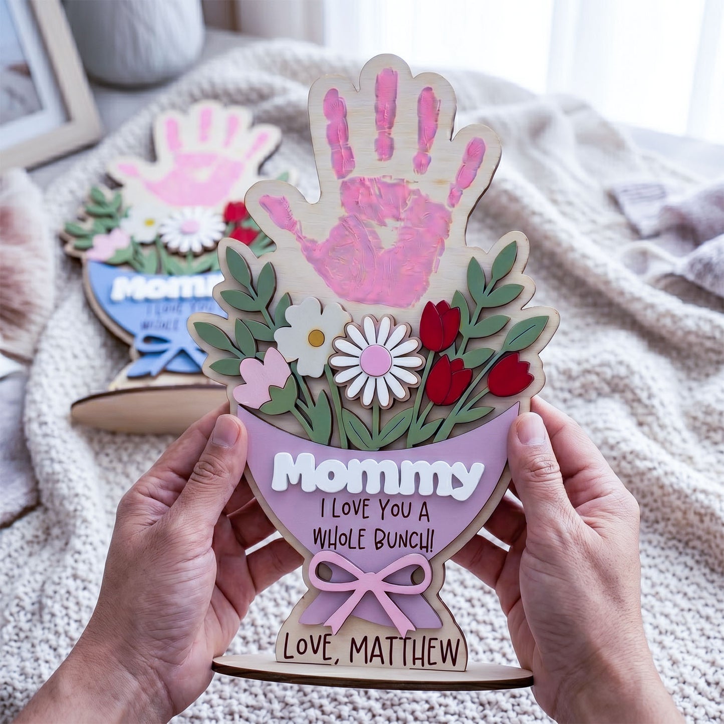 Personalized Wooden Flower Bouquet Handprint Sign With Flat Base, Custom Mom Grandma Handprint Plaque, Kids Fingerprint Art Gift, Mother Day Keepsake, Family Name Sign