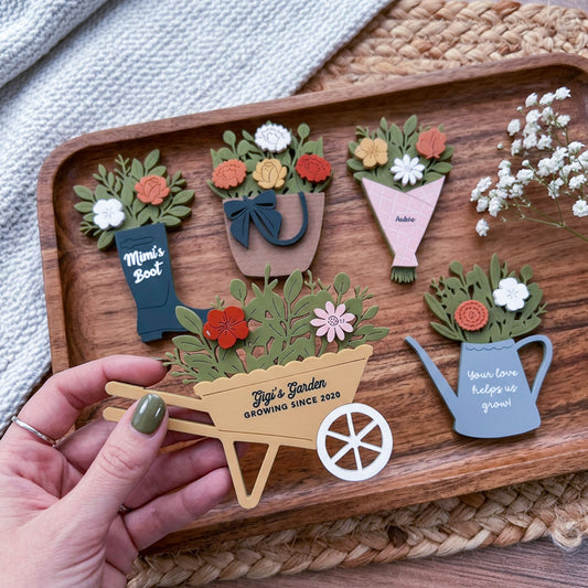 Personalized Birth Month Flower Mini Sign Magnet, Custom Floral Fridge Magnet for Mom or Grandma, Garden Theme Refrigerator Magnet, Cute Personalized Family Gift Decor