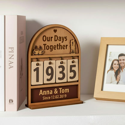Personalized Count The Days Been Togeter Tracker Plaque With Flat Base, Shelf Decoration, Gifts For Couple