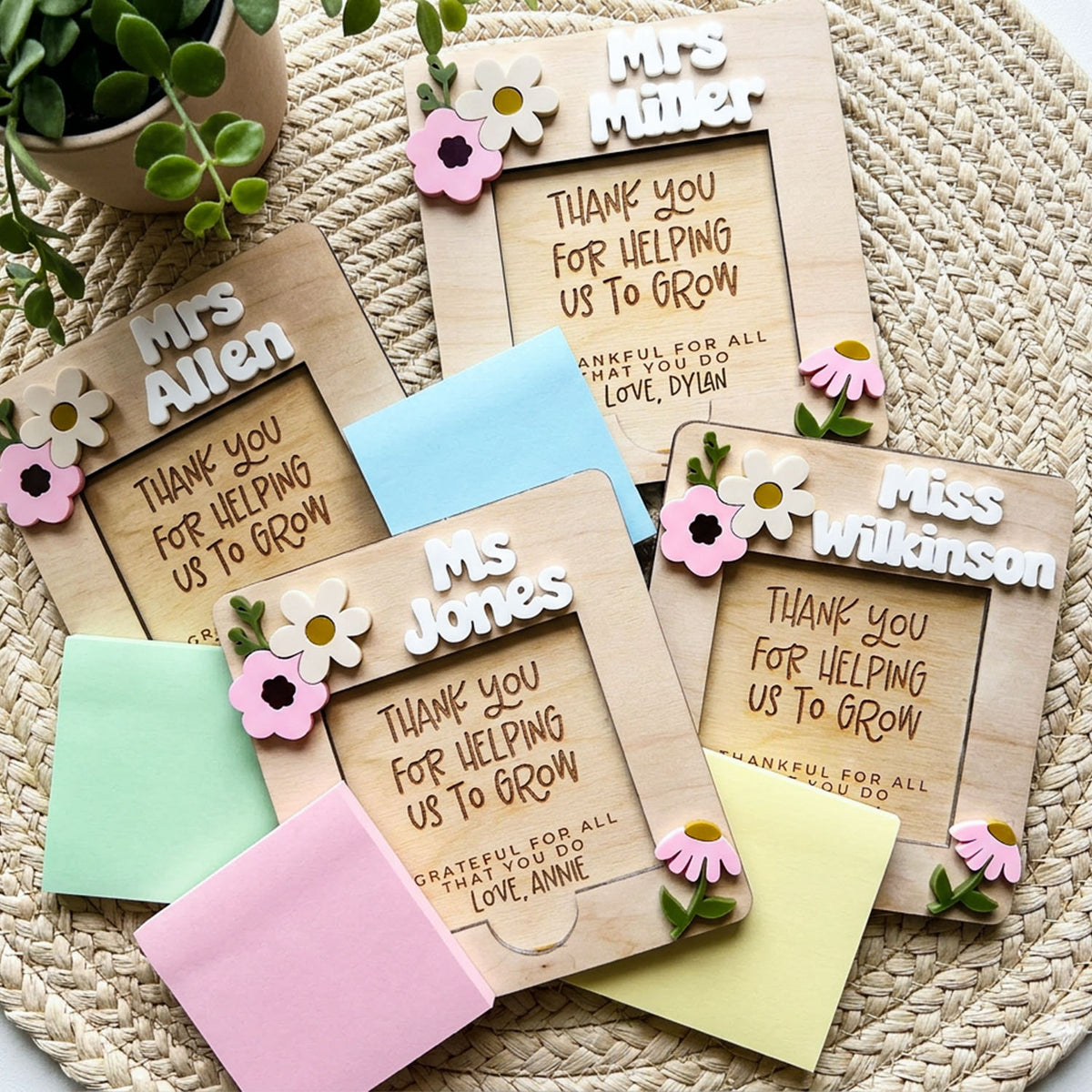 Personalized Teacher Flower Post-it Note Holder for Teacher Appreciation Gift, End Of School Year Gift